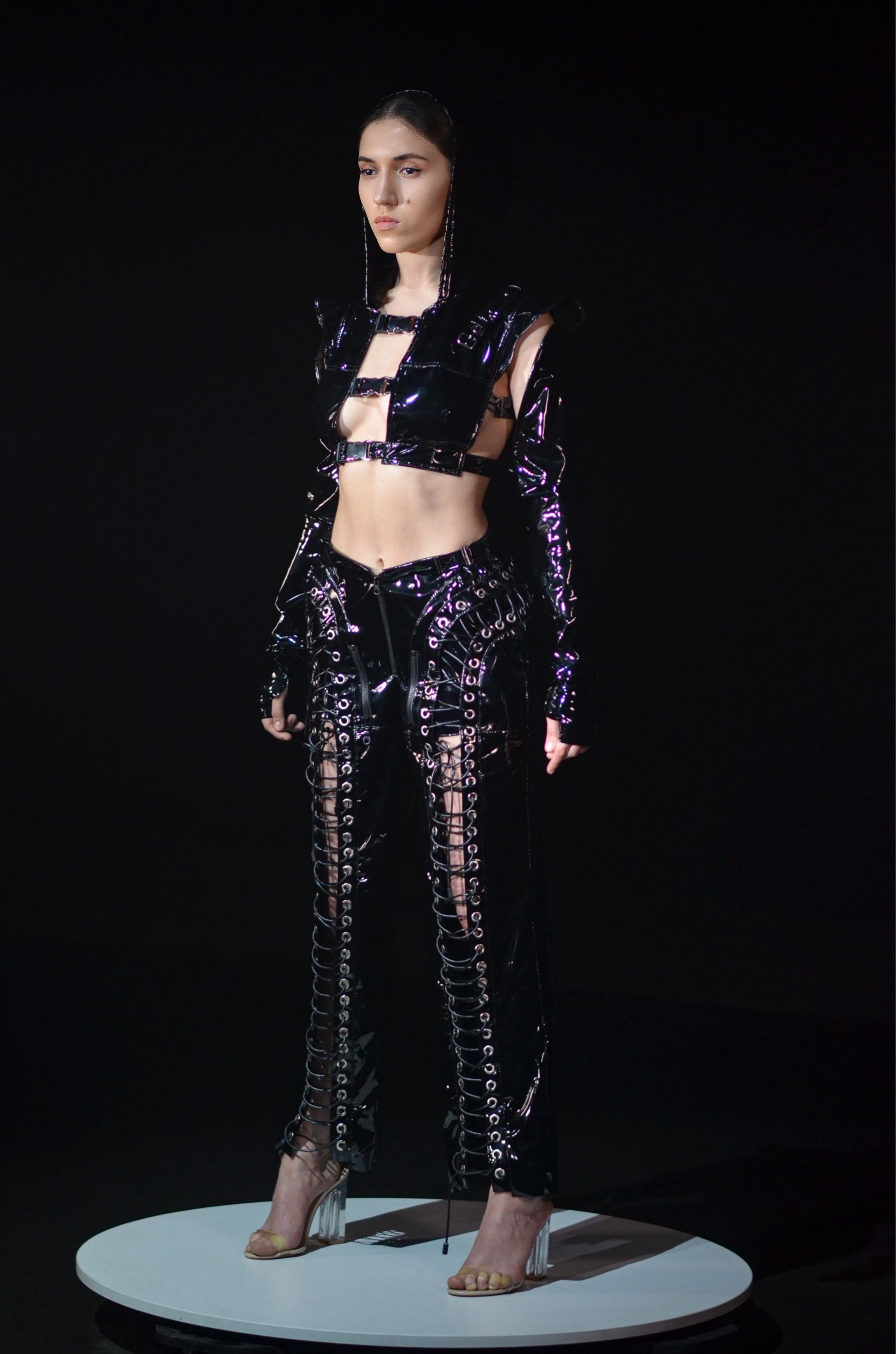 APOCALYPSE outfit